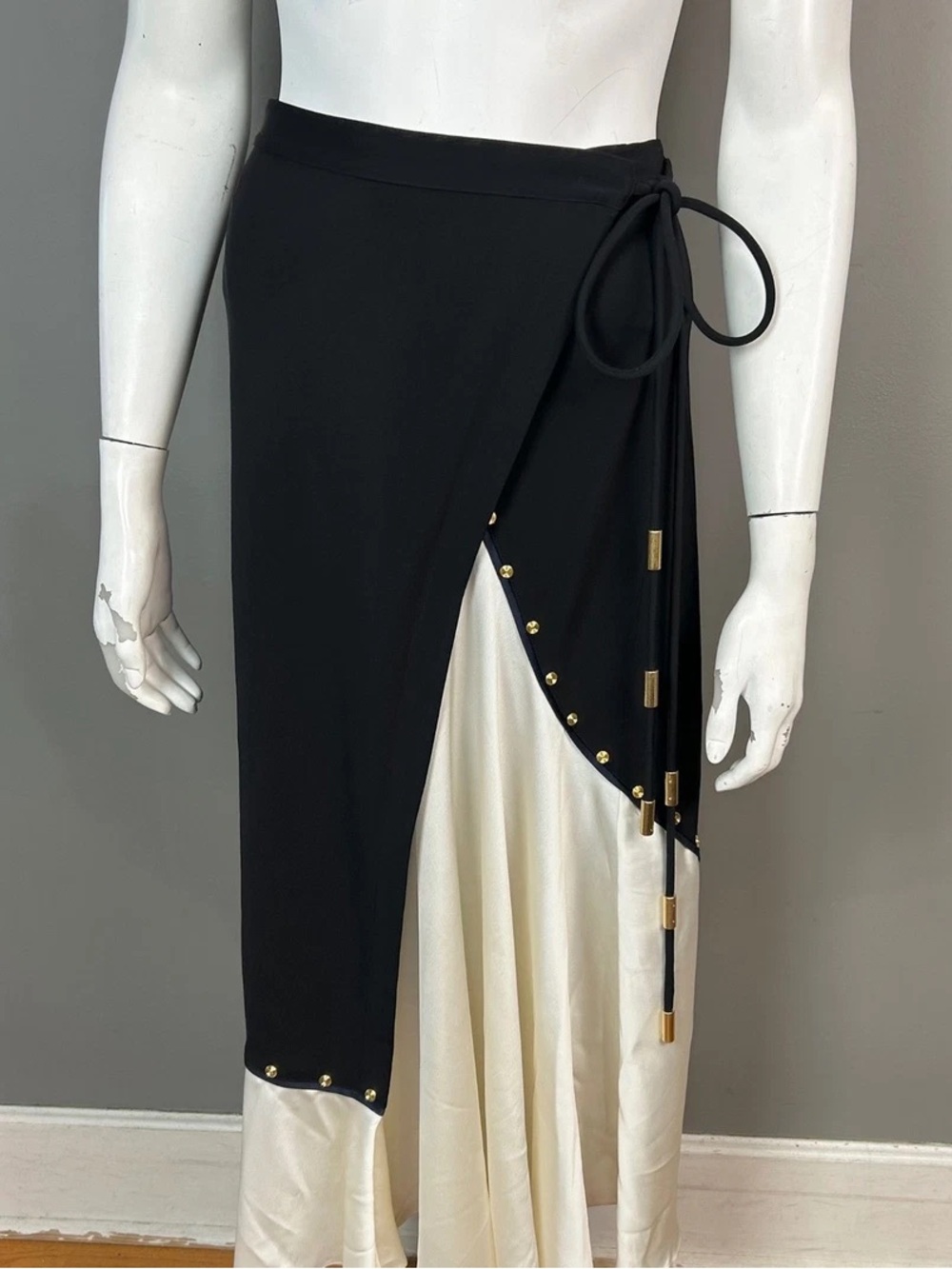 Tory Burch Black Wrap High-Low Skirt with Ivory Underlayer